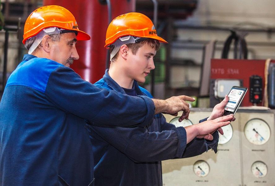 На ЧМК пришли работать выпускники-целевики